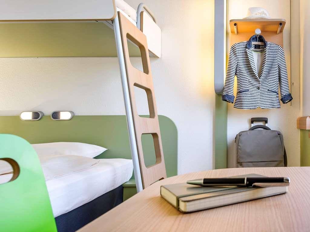 Ibis Budget Berlin Ost Cameră foto